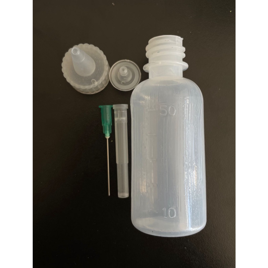 Recipiente e Agulha Fina