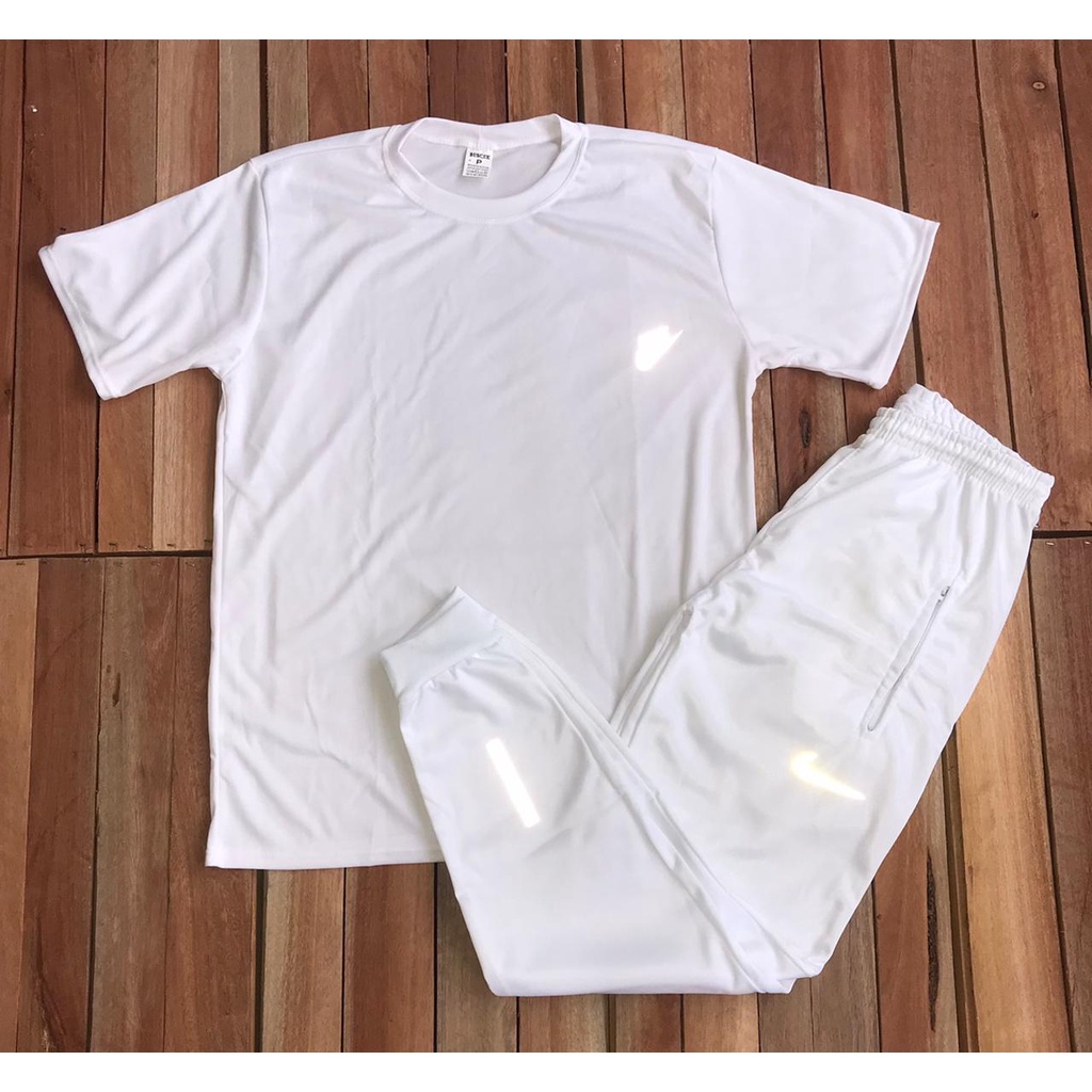 Camisa Básica Branca Premium + Calça Jogger Refletiva Modelo 2023 | Shopee  Brasil