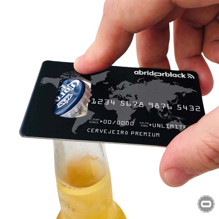 Abridor de Garrafas Aço Inox Black Card Cervejeiro Premium