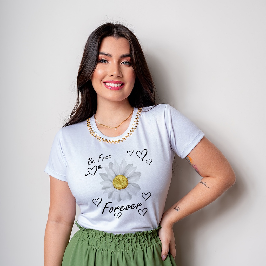 Blusa T-shirt de Luxo com Pérolas - Be Free Forever