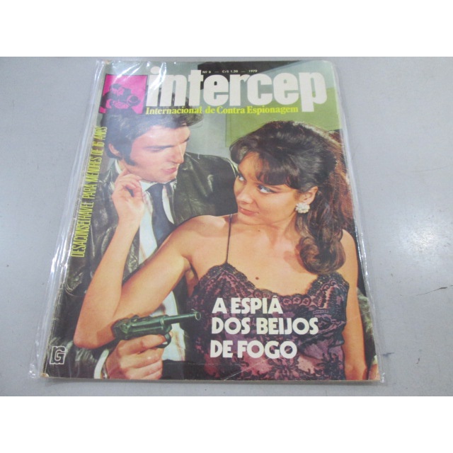 Fotonovela Intercep 08 - A Espiã dos Beijos de Fogo