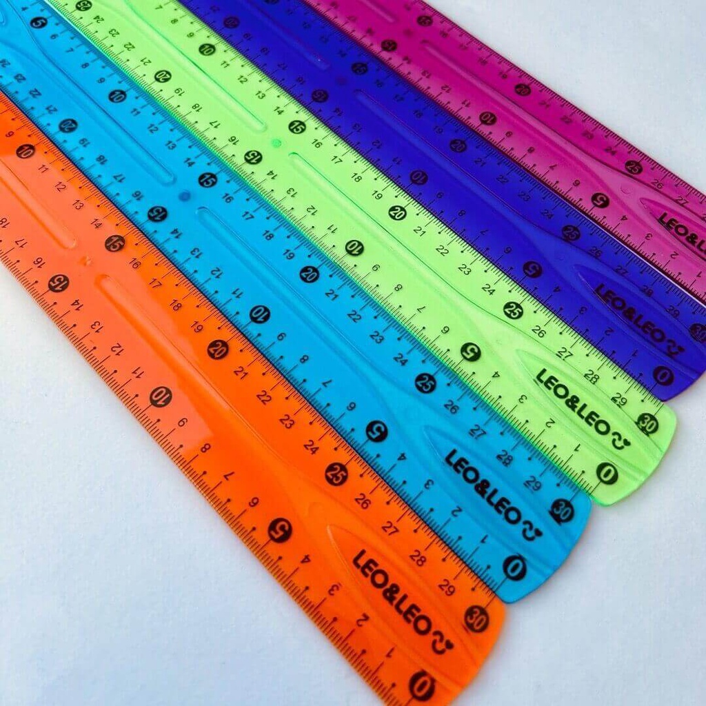 Régua Flexível 30cm Cores Sortidas Escolar Escritório Leo&Leo