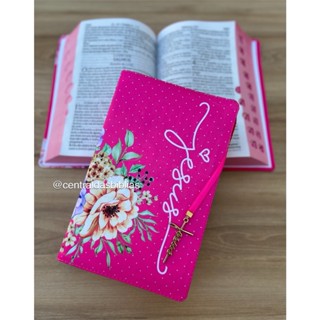 Bíblia sagrada Ester com Pingente no fitilho | Grande Com Harpa E Índice Letras Grandes Capas exclusivas