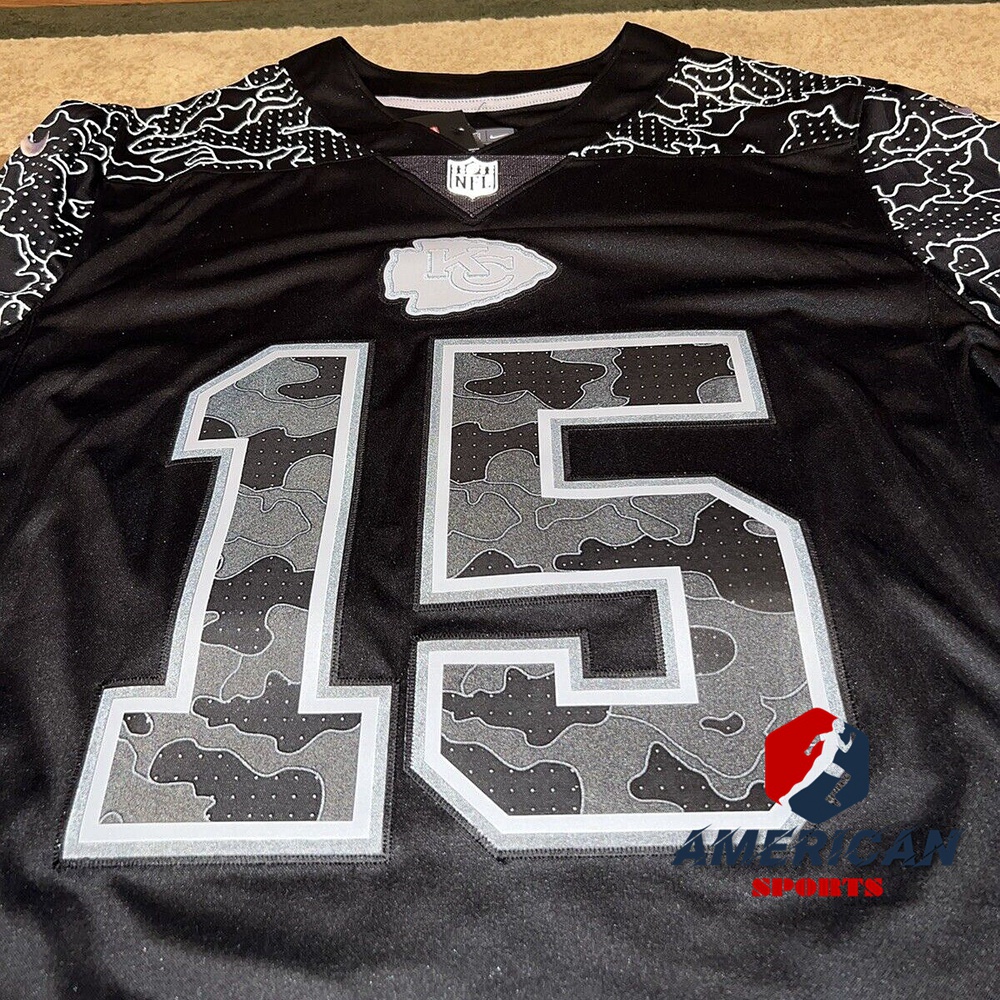 Limited Men's Patrick Mahomes Black Jersey - #15 Football Kansas