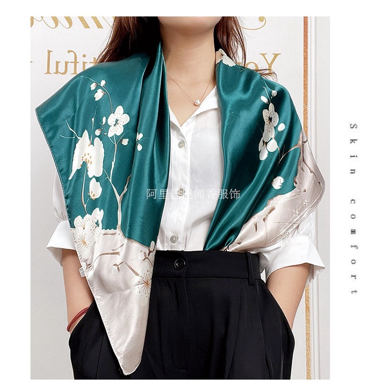 Lenço Cetim Para Blusa Top Cabeça Pescoço Estampas Flores 90cmx90cm em Oferta na Shopee