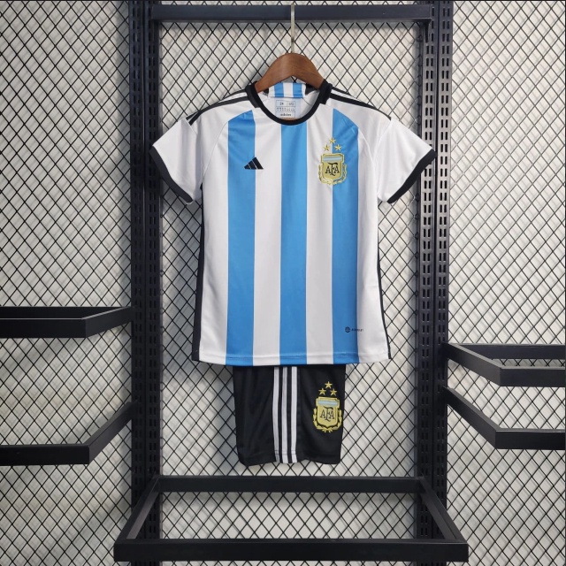 Conjunto de Time Infantil Seleção Argentina Messi 10 Copa do mundo Campeão  Uniforme Novo 2022/2023 Camisa + Bermuda Meninos Futebol - Escorrega o Preço