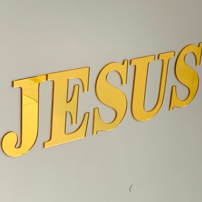Palavra Decorativa Jesus em Acrílico Espelhado Prata ou Dourado OFERTA