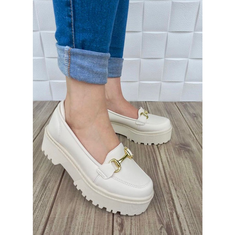 Mocassim Feminino Off White Oxford Tratorado Leve Blogueira Corrente
