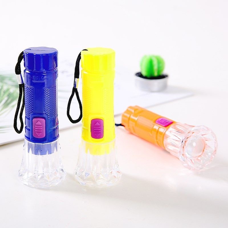 Kit C/48 Mini Lanterna Iluminação Noturna Led Portátil Iluminação Ferramenta Iluminação Noturna Led Portátilenta
