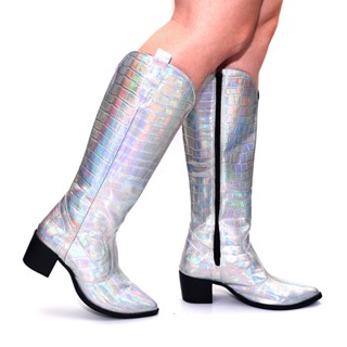 Bota Western Feminina Metalizada Prateada Furta Cor Croco Cano Alto