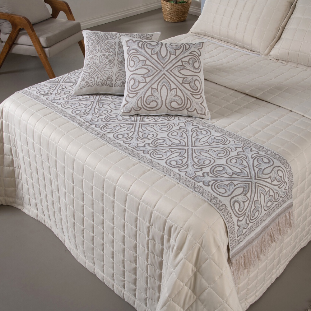 Kit Peseira Decorativa Cama King Almofadas Tecido Jacquard  5 Peças Grécia Dupla Face