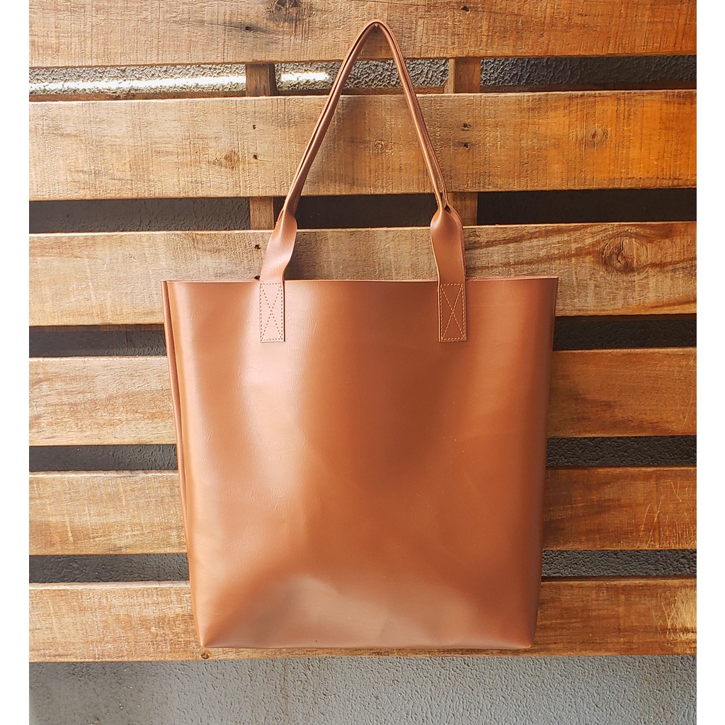 Bolsa Saco Feminina de Ombro em Couro Caramelo Montana