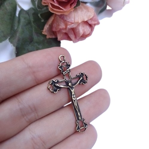 10 Crucifixo para Terço 4.0cm Ouro Velho - Linda Cruz para Artesanato Religioso