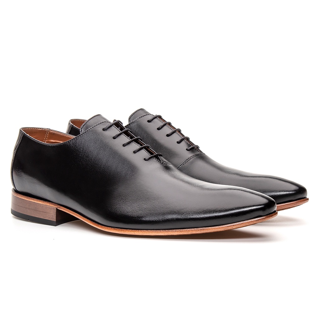 Sapato Social Masculino em Couro Bovino Clássico Oxford Bico Fino Wholecut Estilo Italiano Bigioni