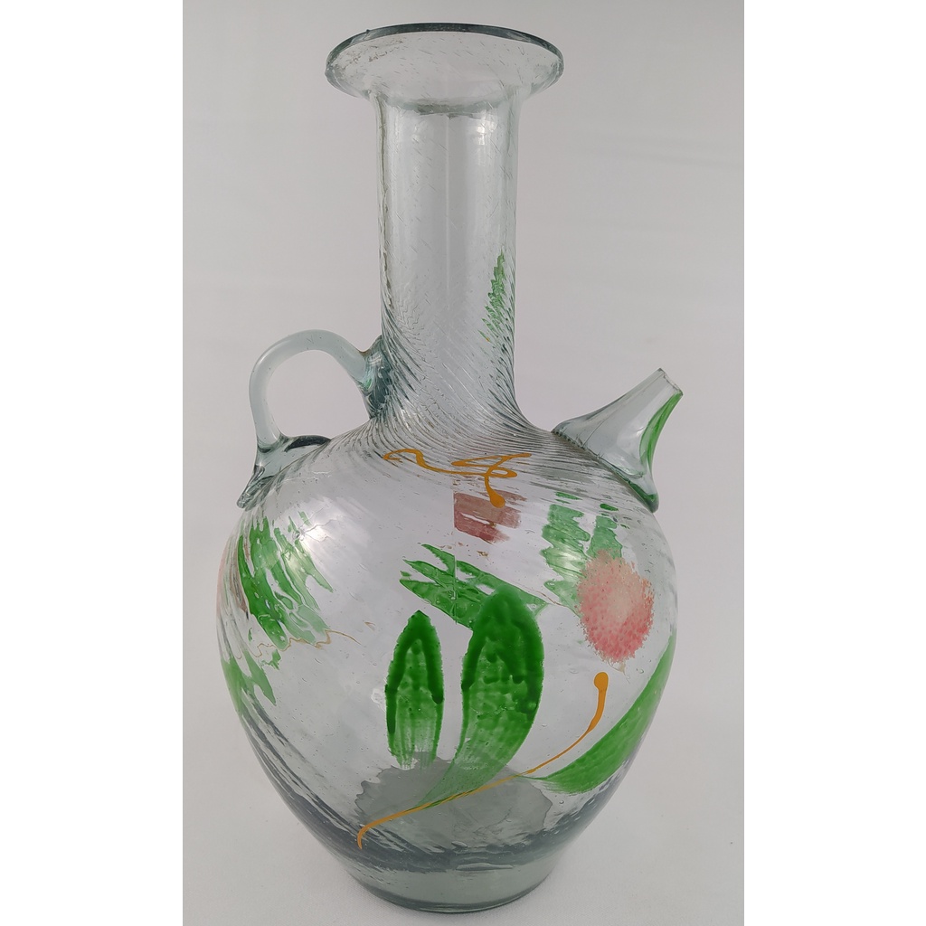 Antigo Decanter em vidro translucido, torcido - bela decoração