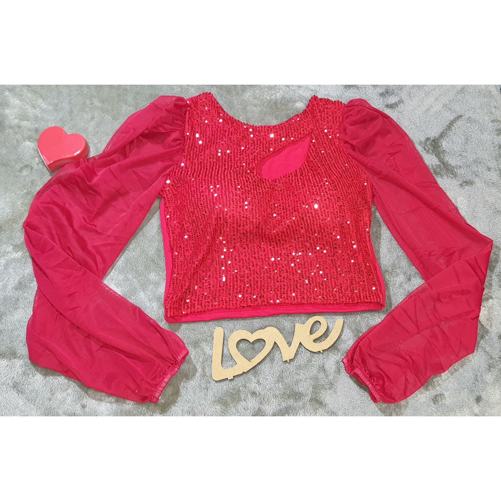 O que é Cropped Vermelho Manga Longa? Guia e Onde Comprar | BuscaProdutos