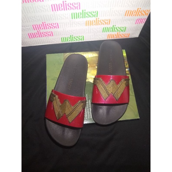 chinelo mulher maravilha zaxy 38