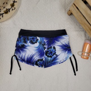 shorts praia sunquini plus size com tiras laterais para franzir