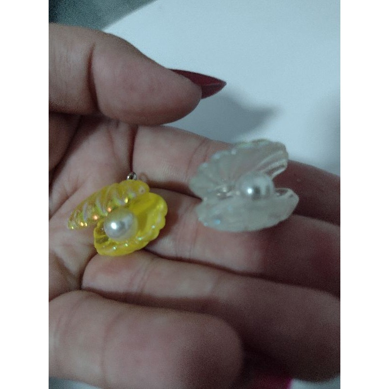 Pingente Concha com pérola de resina erê oxum iemanja umbanda Candomblé