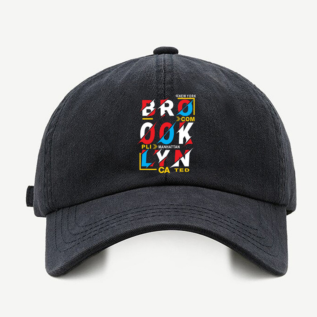 Bone baseball Masculino Preto branco Bage Brooklyn ComplicatedCom regulador de tamanho