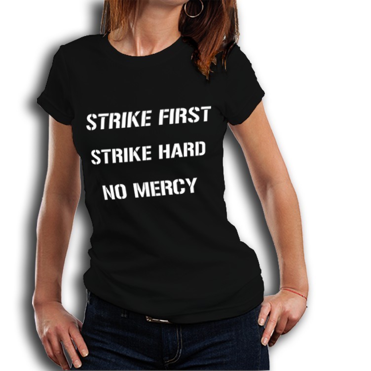 Camiseta Cobra Kai Strike First Strike Hard No Mercy Johnny Karate Kid Camiseta preta