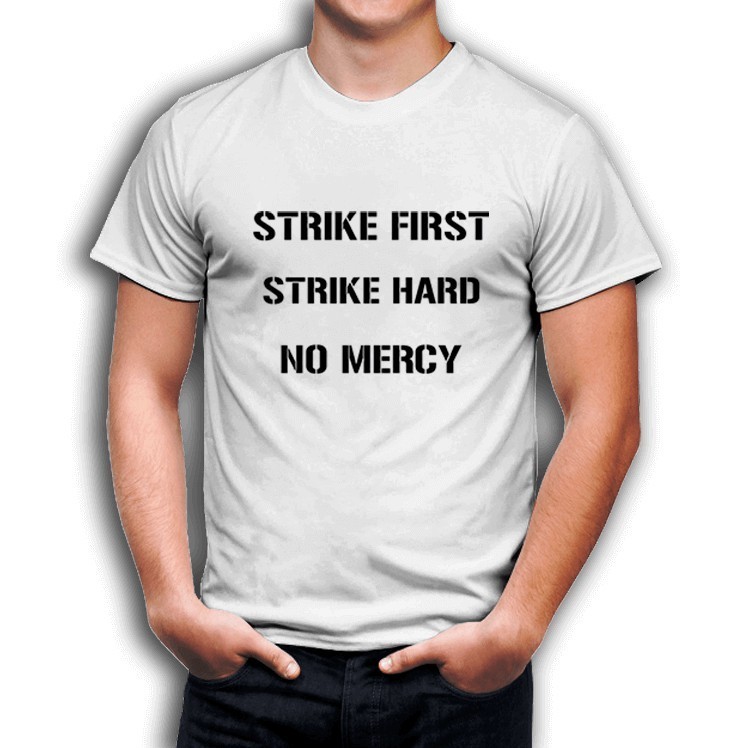 Camiseta Cobra Kai Strike First Strike Hard No Mercy Johnny