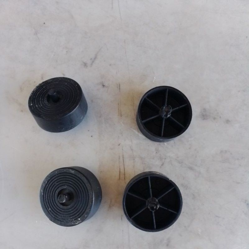 4 pés usados microondas Brastemp jet defrost 27Litros usados mas em perfeito estado