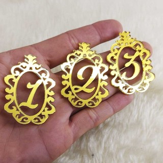 Arabesco com numero acrilico espelhado dourado FAST-24HR GR5