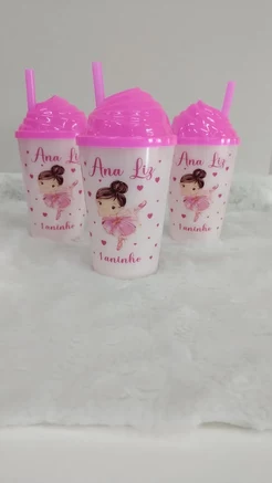 Copo 300ml Personalizado Para Aniversário kit 10 com glitter e Tampa Chantilly