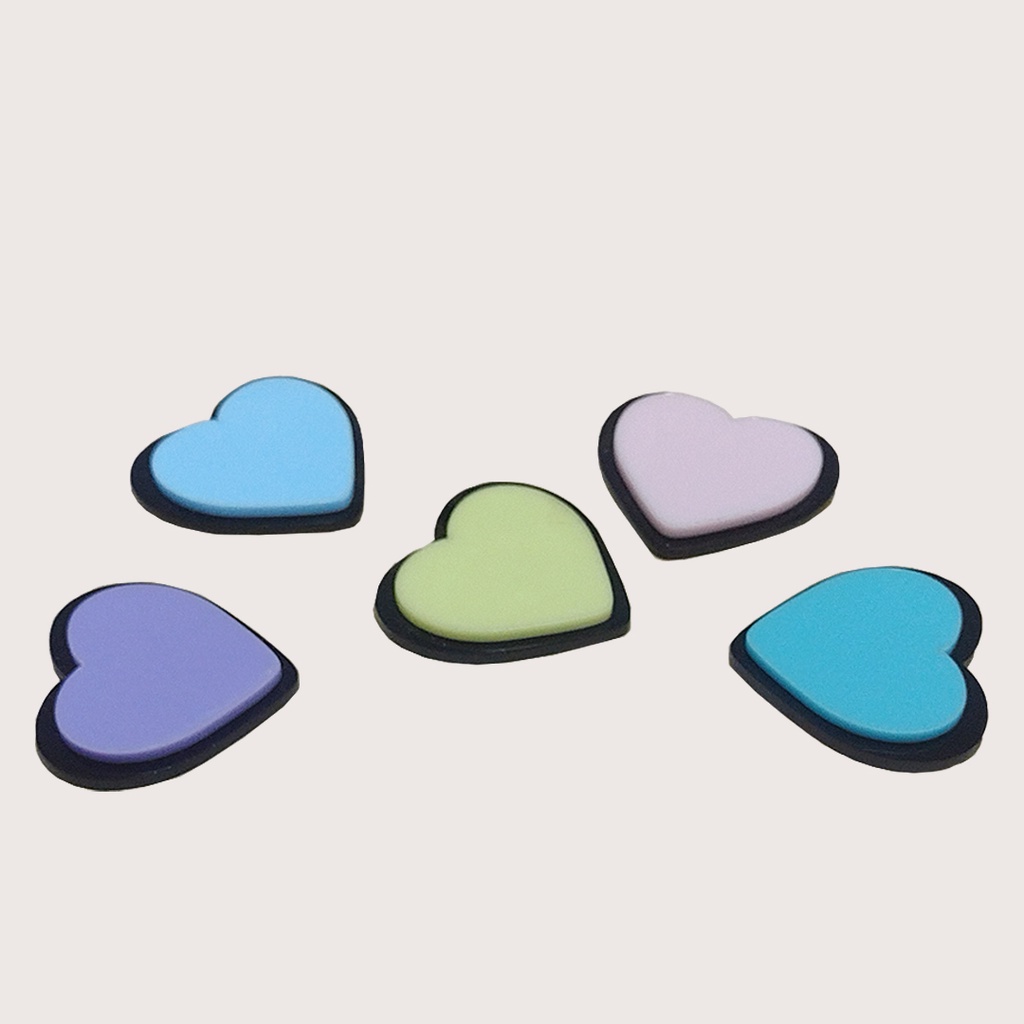 Coração Com Fundo Preto 4cm Cores Candy Apliques Acrilico Para Laços