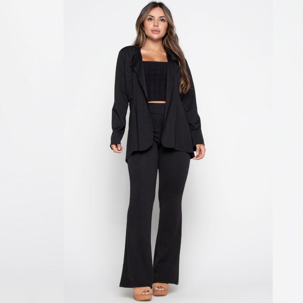 Conjunto de Calça Flare e Brazer Tradicional em Scuba Twil Feminino