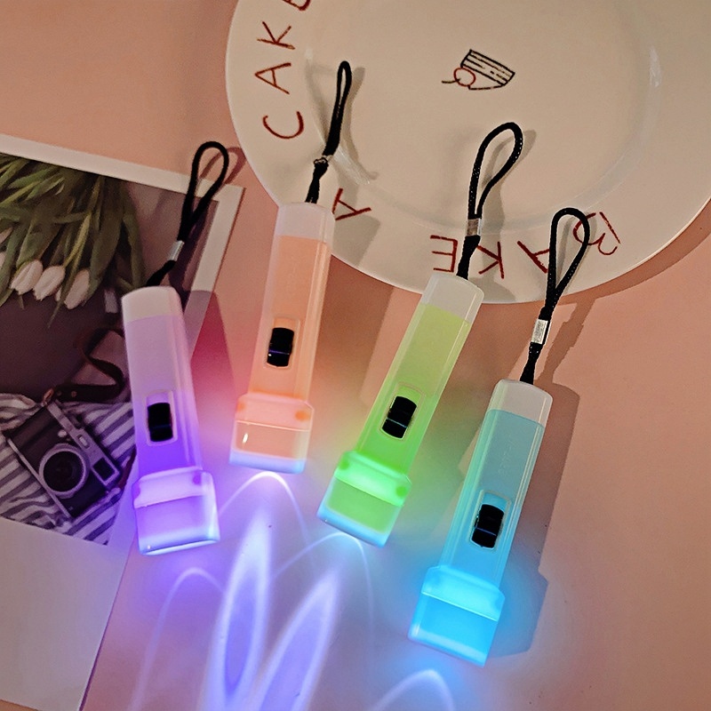 12  Unidades Mini Lanterna Led Tática Portátil Para Uso Ao Ar Livre Trilha Camping Lazer, Lampiao De Pilha