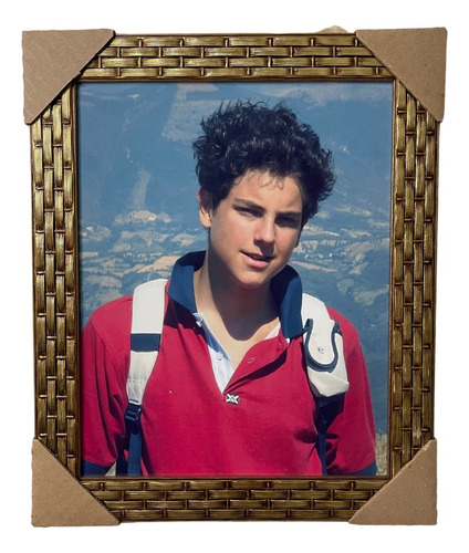 Quadro Beato Carlo Acutis Santo 30x25 Com Vidro Decorativo