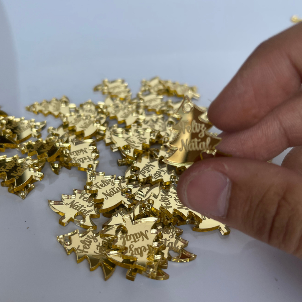 Arvore de natal Kit Tag pinheiro feliz natal Acrílico Dourado espelhado 2cm