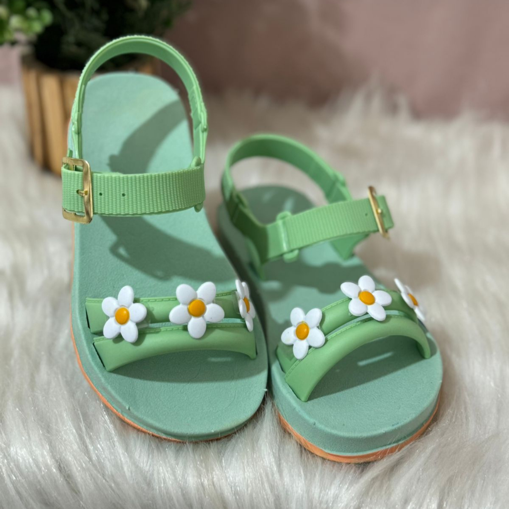 Sandália 3 Flores Feminina Delicada Blogueira Confortável e Macia Dia a Dia