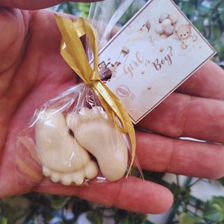 50 Mini Pezinhos Lembrancinha - Chá de Mêsversário (25 Pares) Sabonetes Perfumados em Oferta na Shopee