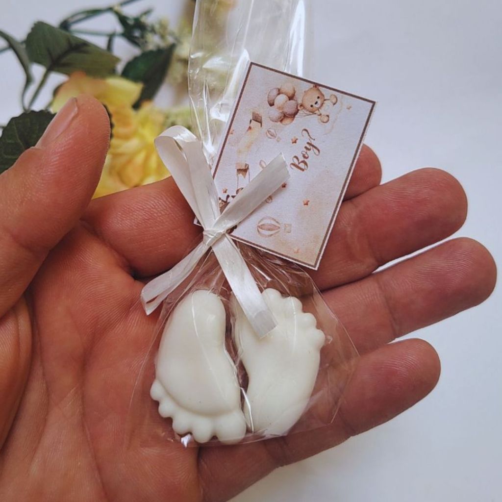 60 Mini Pezinhos Lembrançinha de Chá de bebe - Saida de Materninade  Menino Menina 30 pares