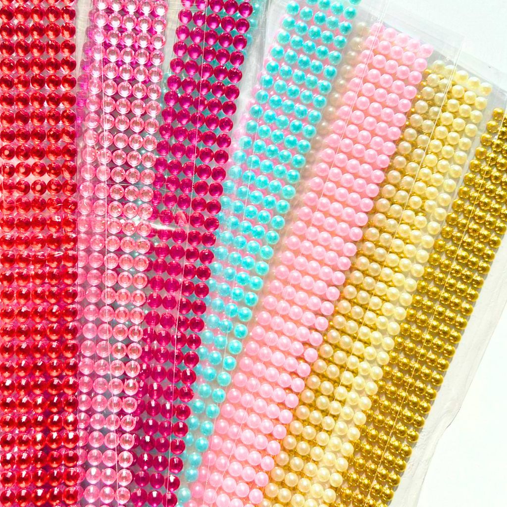 Cartela Meia Pérola Brilho Adesiva 490pçs 4 e 5mm- Carnaval Pet Shop Artesanato Decoração Cachorro