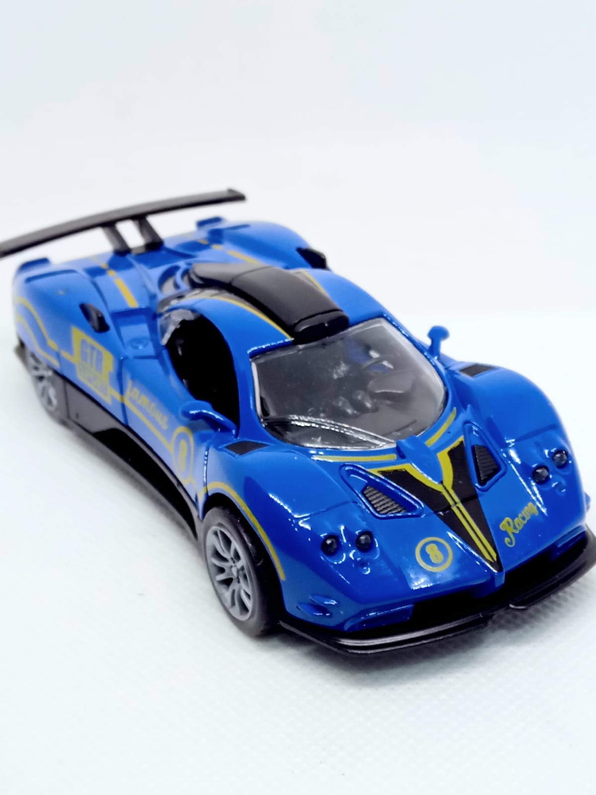Miniatura Carrinho Metal Escala 1/36 Pagani Zonda Abre As Portas