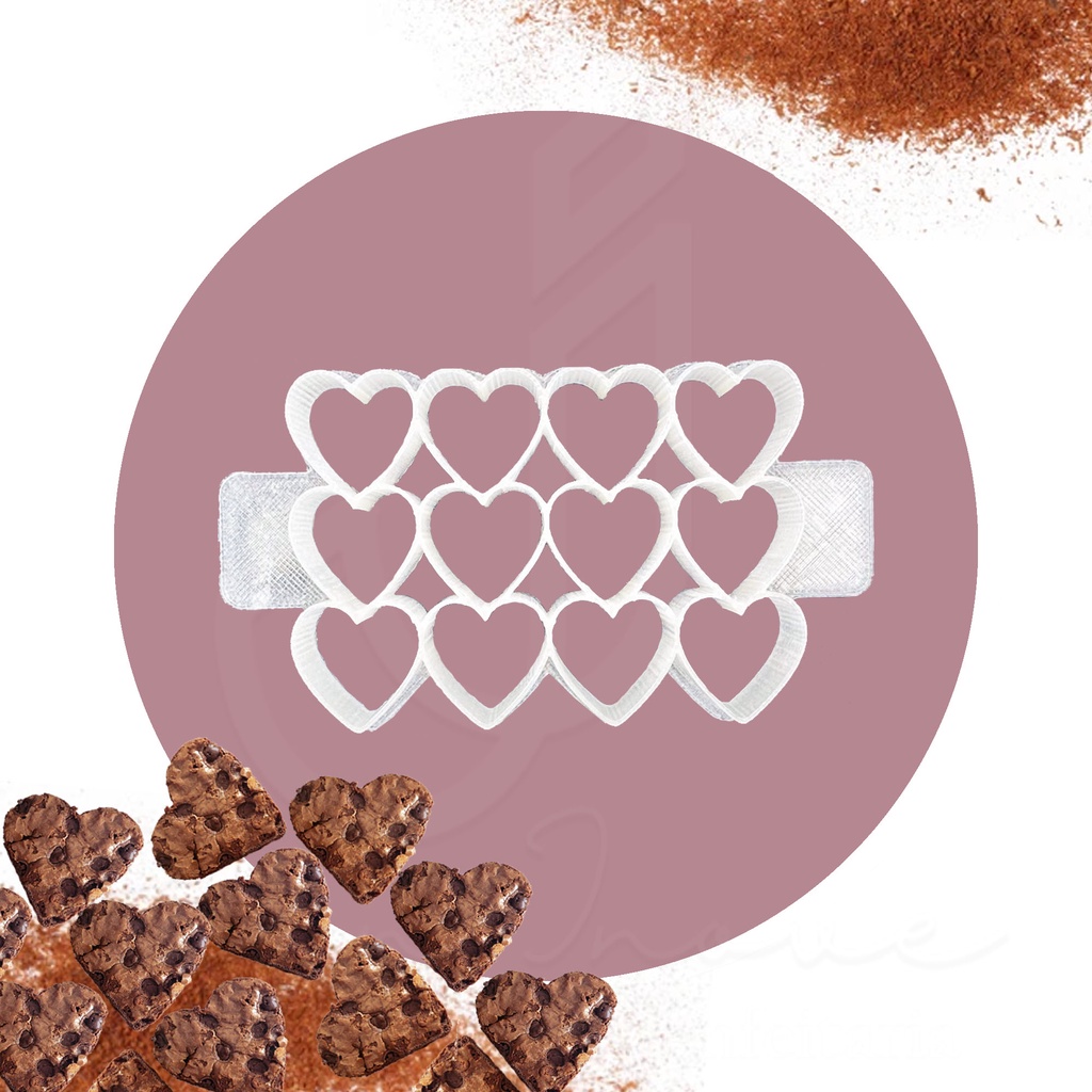 Cortador De Brownie 2,5cmx2,5cm (12 Corações) em Oferta na Shopee