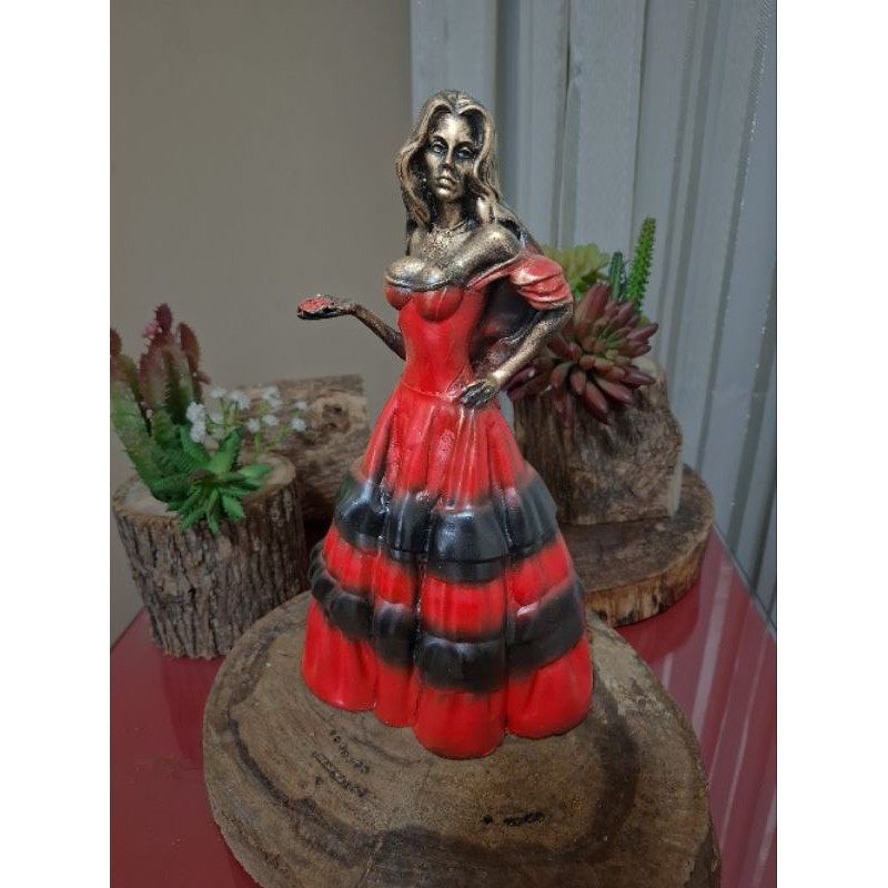 Pombagira pra batismo 25cm em resina saia babado umbanda candomblé escultura estátua pombogira