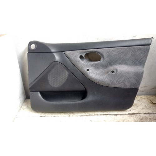 Forro De Porta Dianteiro Direito Mondeo Glx 97