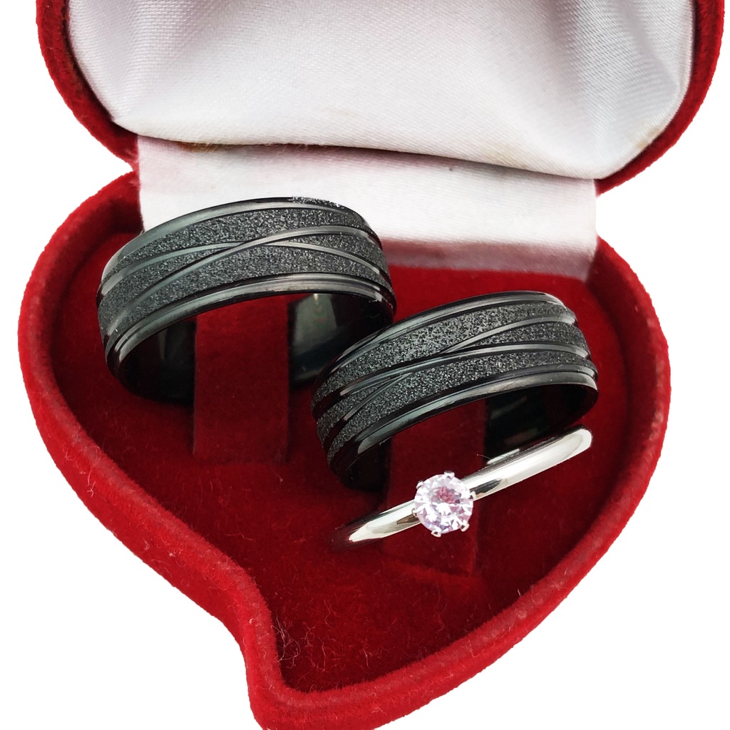 Par de Alianças Preta Namoro Compromisso Casamento 8mm Modelo em X Infinity + Anel Solitario em Oferta na Shopee