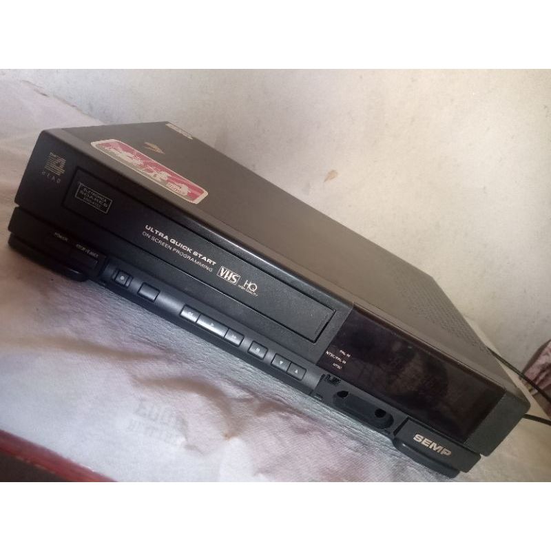 video cassete SEMP TOSHIBA (carcaça e placa mãe )
