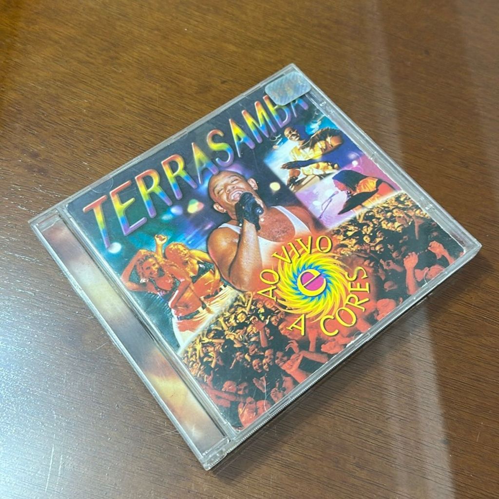 antiguidades cd terra samba ao vivo e a cores, cd completo original (bazar, desapego)