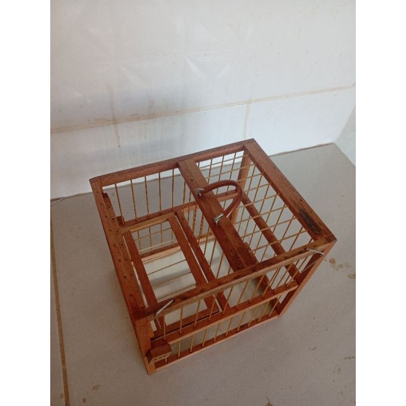 alçapão automático bate e vira pequeno