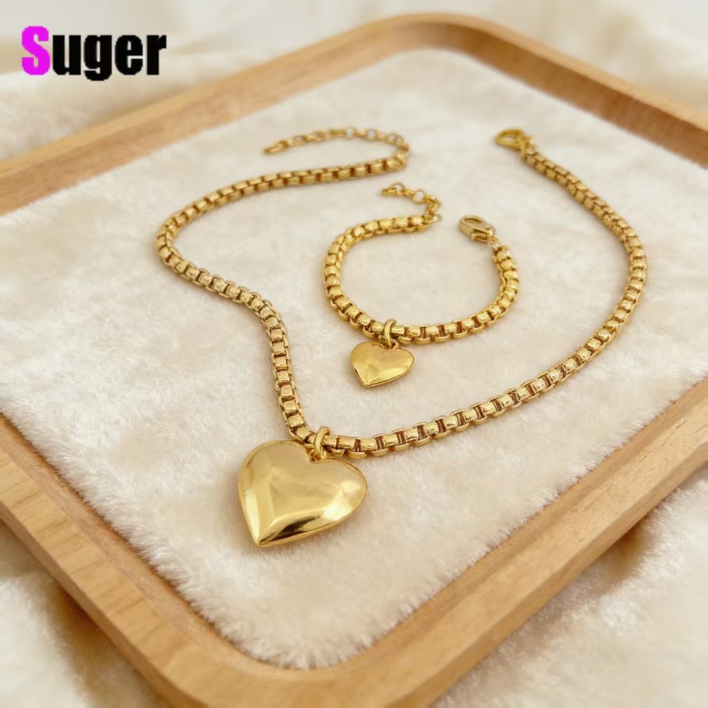 Colar de luxo com pingente de coração duplo banhado a ouro 18K - Joia feminina requintada em Oferta na Shopee