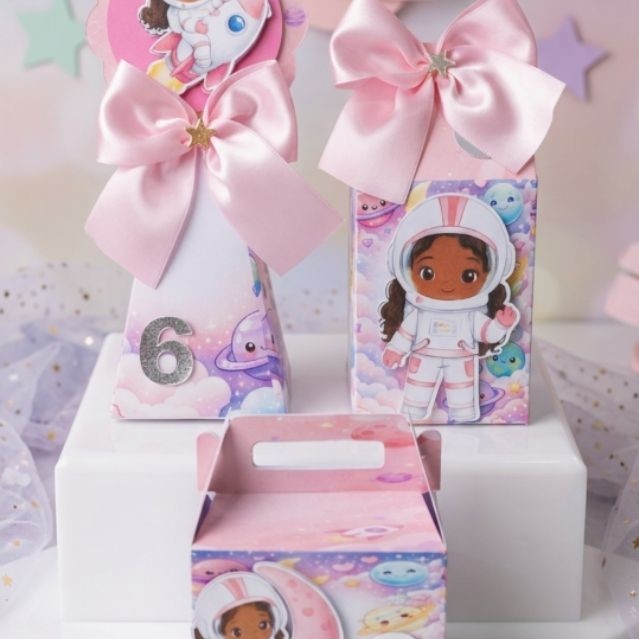 KIT LEMBRANCINHA ASTRONAUTA MENINA / PERSONALIZADO ASTRONAUTA MENINA / pré montado