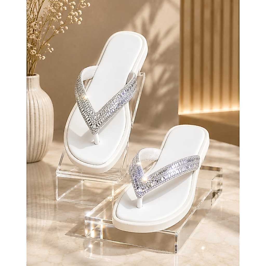 Chinelo Feminino com Strass confortavel e macio brilhante Sandália Rasteirinha com Strass confortável e macia