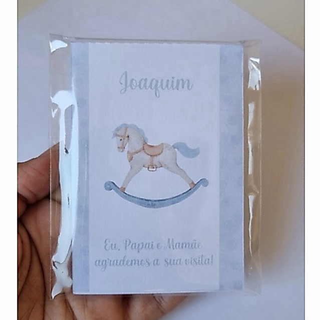 kit Lembrancinha Maternidade Cavalinho Azul Jardim Bloquinho de Anotação Personalizados Lembrança Nascimento